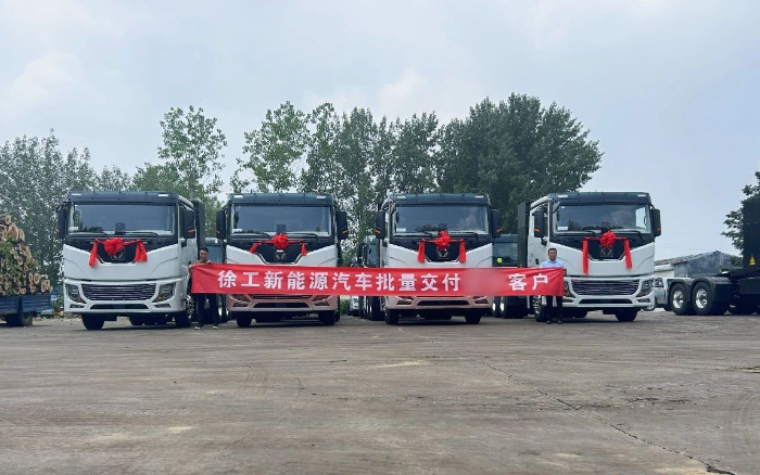 車隊(duì)老板的“致富經(jīng)”：“選擇徐工，就是選擇成功！”