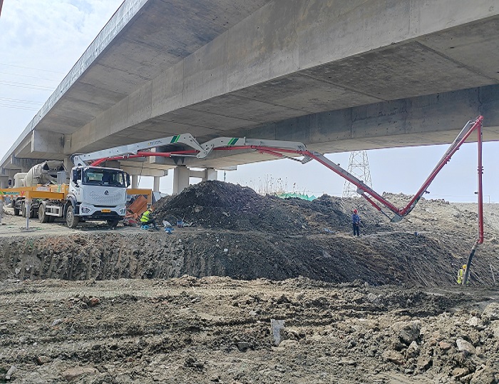 輕靈穩??！徐工33米泵車領航新城鎮基建