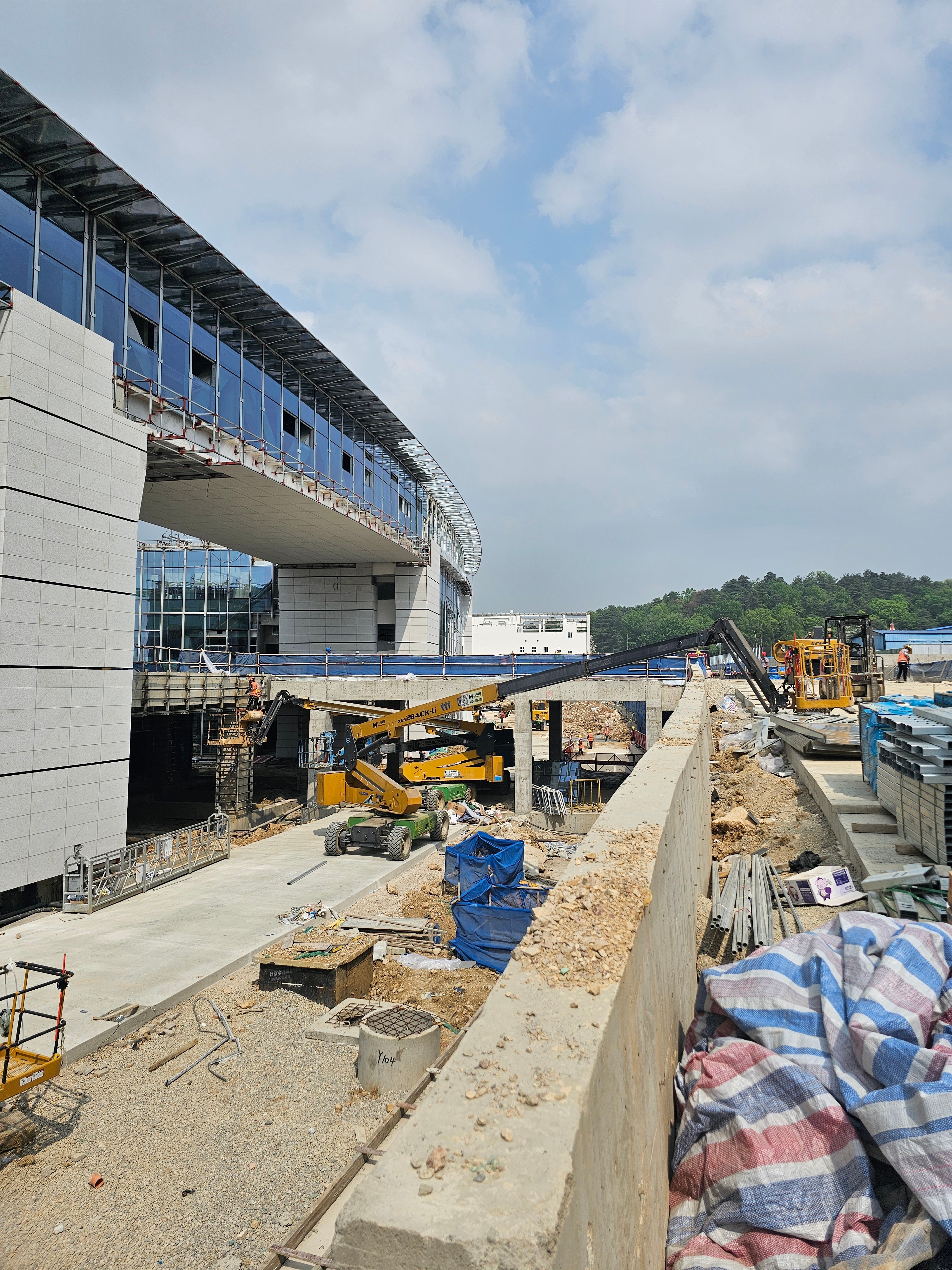 火力全開！徐工硬核助力大型樞紐工程高效建設(shè)